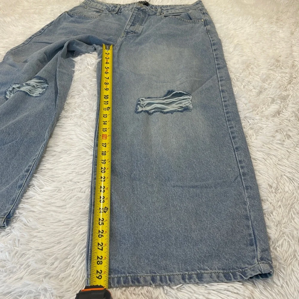 BOOHOO MAN WOMENS Distressed Light Blue Jeans WIDE LEG SIZE.  WAIST 34